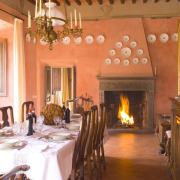 Dining_villa_cabbiavoli_tuscany