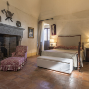 Towerroom_villa_cabbiavoli_tuscany